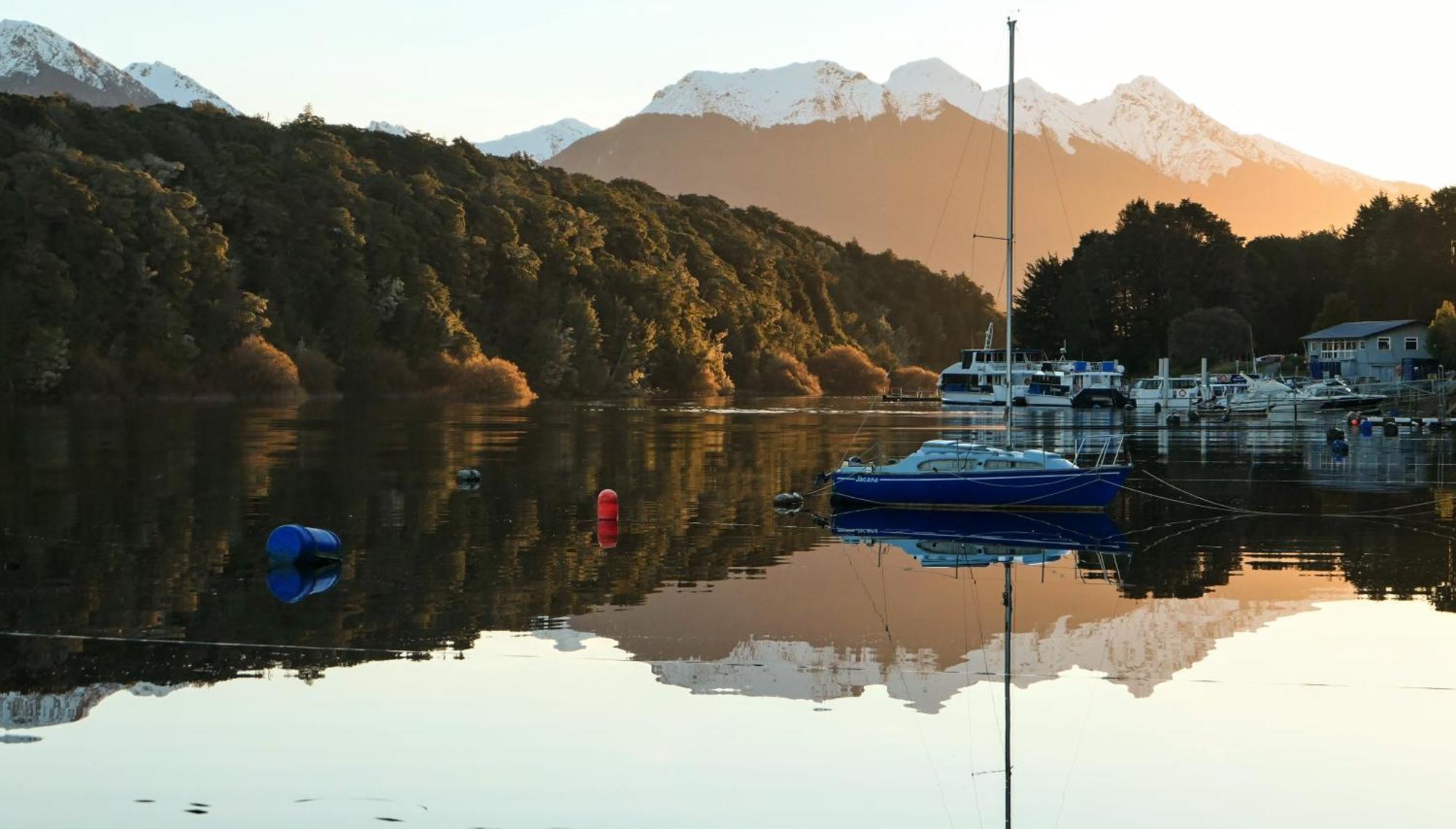 Catnap Cottage, Newly Renovated Manapouri Exteriör bild
